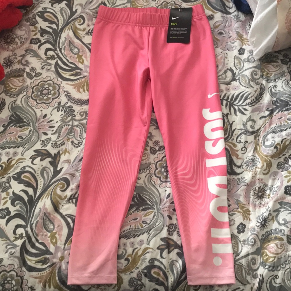 Nike dry fit 6X